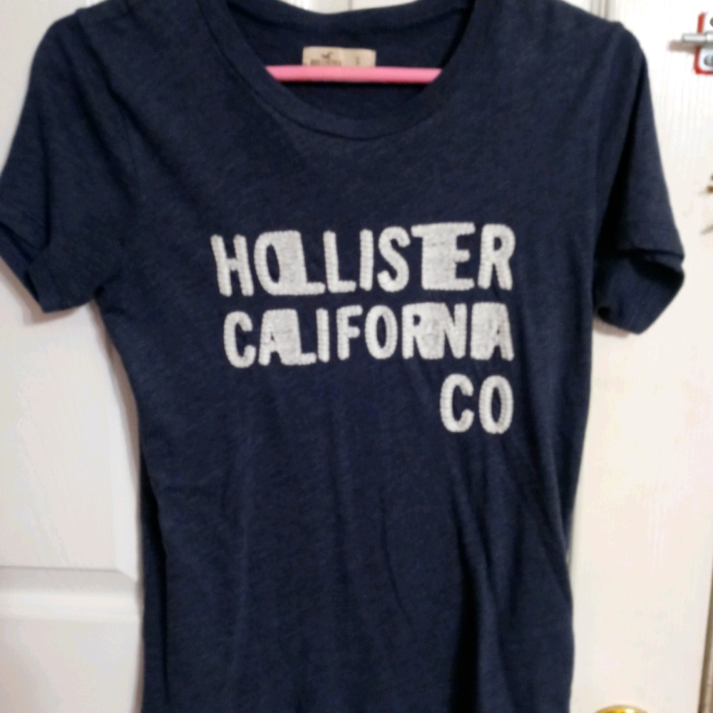 Hollister Tshirt